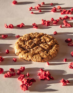 Recette de cookies aux pralines roses (et framboises) – Option végan et sans gluten